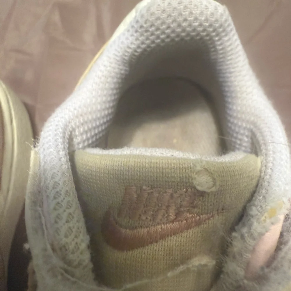 Nike Kids Light Pink White Baby Girl Size 6.5 Sneakers